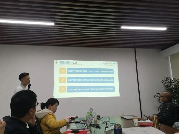 湖南興隆種業(yè)有限公司,長沙稻谷種植與銷售,長沙農(nóng)作物品種的選育,長沙農(nóng)業(yè)病蟲害防治服務(wù)