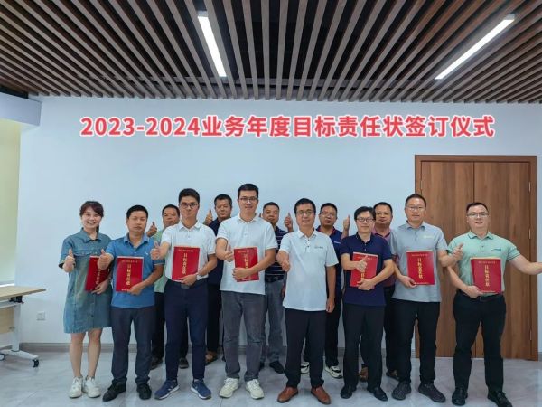 湖南興隆種業(yè)有限公司,長(zhǎng)沙稻谷種植與銷售,長(zhǎng)沙農(nóng)作物品種的選育,長(zhǎng)沙農(nóng)業(yè)病蟲害防治服務(wù)